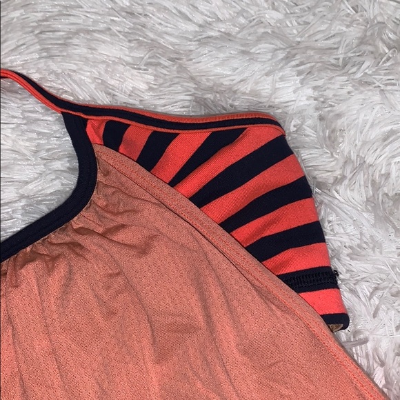 Lululemon Tank Top with Built in Sports Bra - Picture 2 of 5